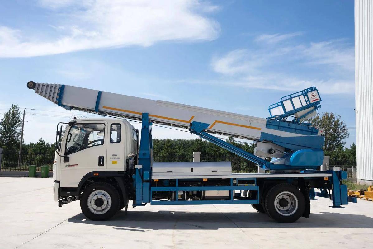 大邑云梯上料车租赁费用